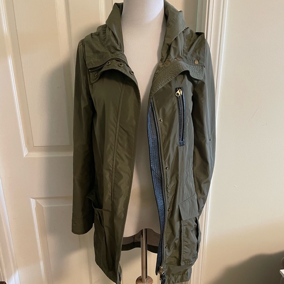 Gorgeous Mackage rain jacket - Picture 2 of 16